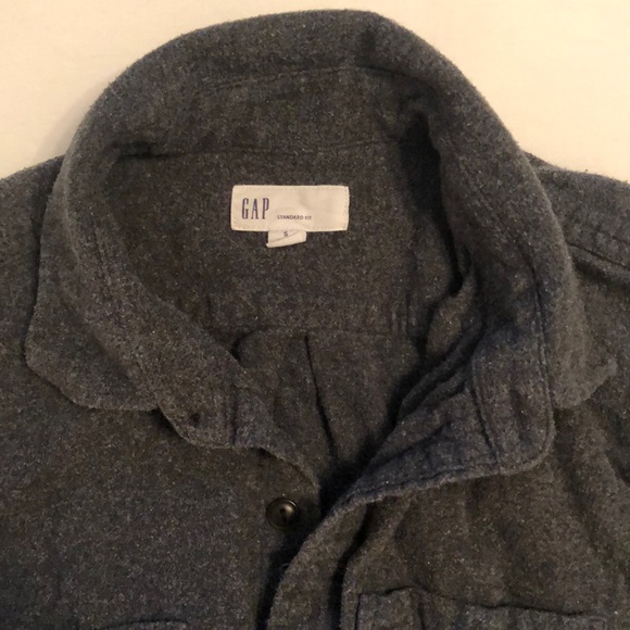 GAP Flannel - Picture 2 of 3